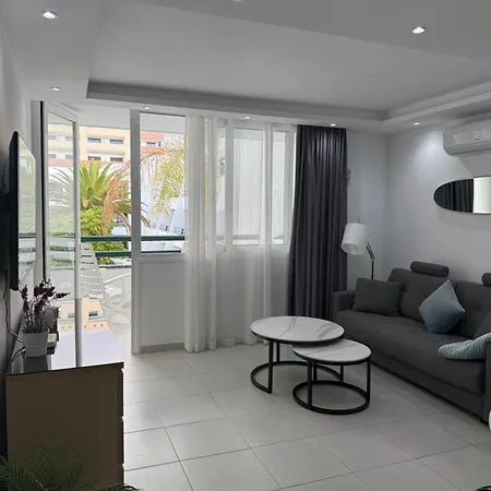 Apartment Optimist Playa De Americas