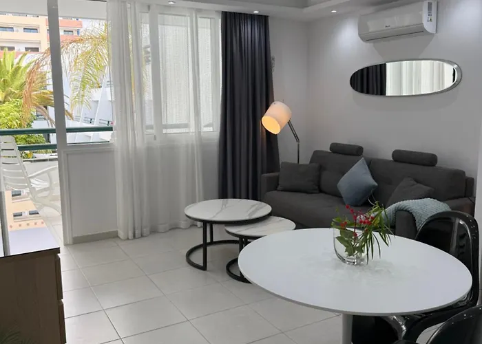 Optimist Playa De Americas 플라야데라스아메리카스